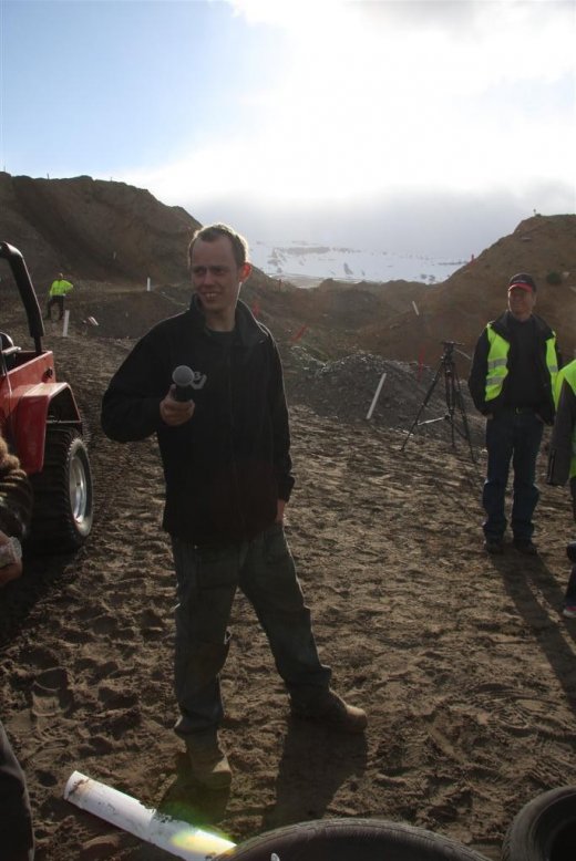 30.mai.2009binnischi_thpart2_425__large_