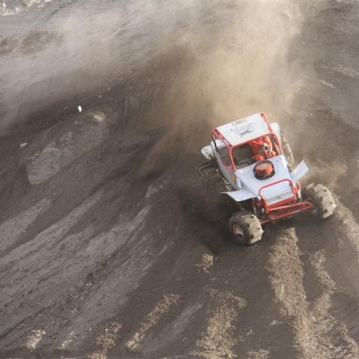 crop-30.mai.2009binnischi_thpart2_471__large_