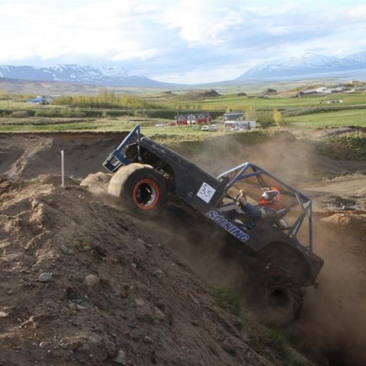 crop-30.mai.2009binnischi_thpart2_511__large_