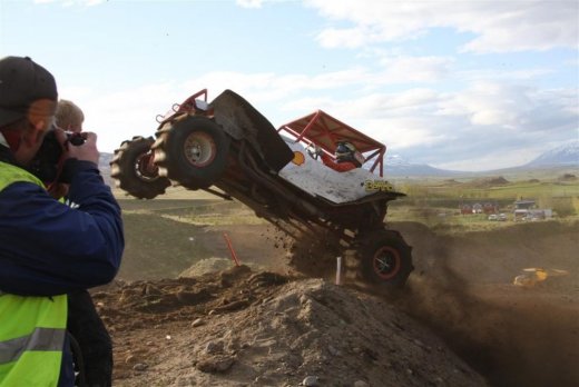 30.mai.2009binnischi_thpart2_529__large_