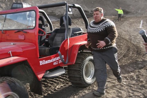 30.mai.2009binnischi_thpart2_429__large_