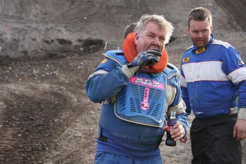 30.mai.2009binnischi_thpart2_430__large_