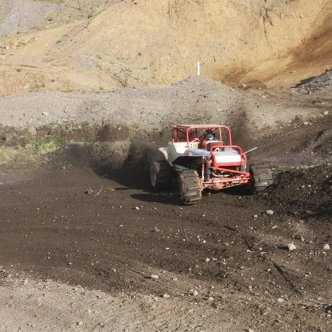 crop-30.mai.2009binnischi_thpart2_453__large_