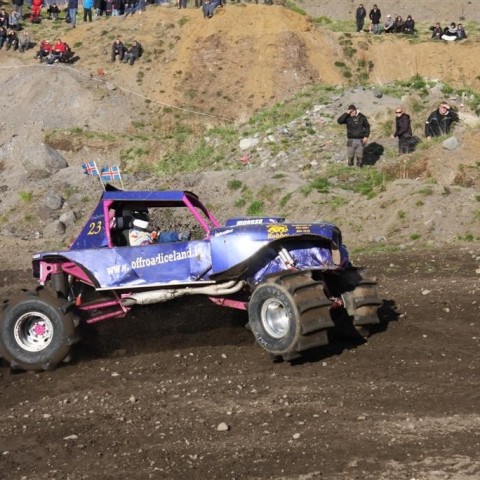 crop-30.mai.2009binnischi_thpart2_482__large_