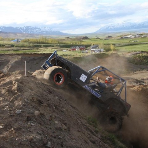 crop-30.mai.2009binnischi_thpart2_511__large_