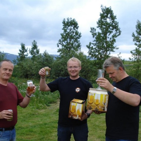 crop-4.07.2009_042__large_