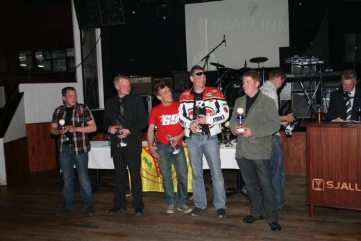 sjallasandur_31._mai_verdlaunaafhending_029__large_