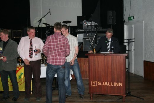 sjallasandur_31._mai_verdlaunaafhending_032__large_