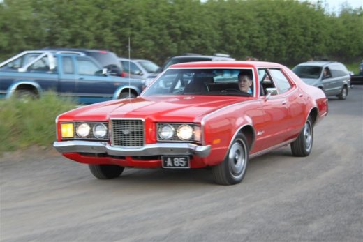 2010_b_ladagar_374__large_