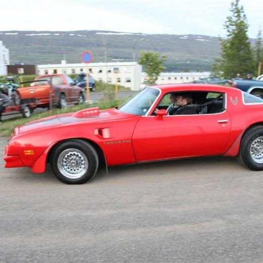 crop-2010_b_ladagar_326__large_