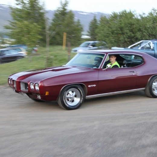 crop-2010_b_ladagar_398__large_