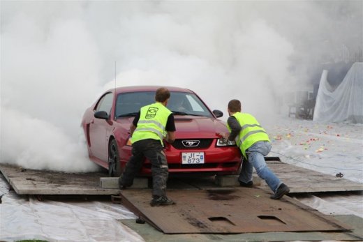 2010_b_ladagar_785__large_