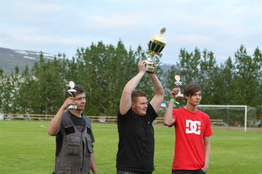 2010_b_ladagar_982__large_