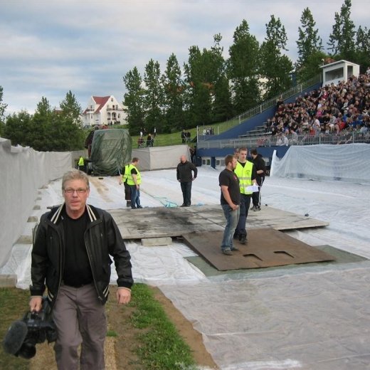 crop-18.6.10_046__large_