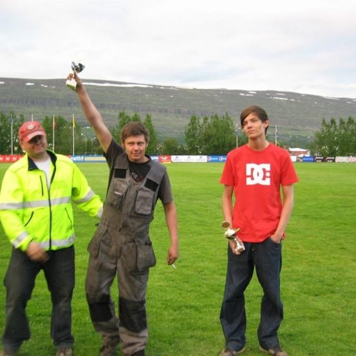 crop-18.6.10_071__large_