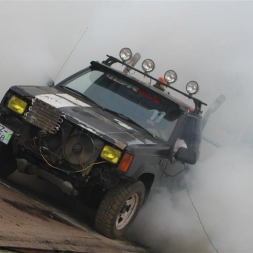 crop-2010_b_ladagar_830__large_