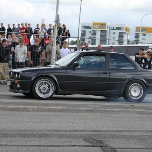 crop-2010_b_ladagar_1328__large_