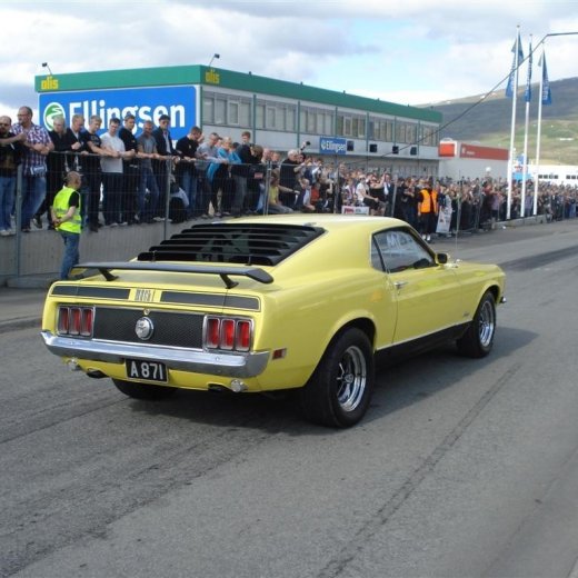 crop-j_n_.2010_051__large_