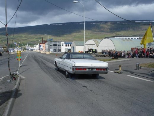 j_n_.2010_052__large_