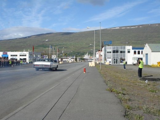 j_n_.2010_058__large_