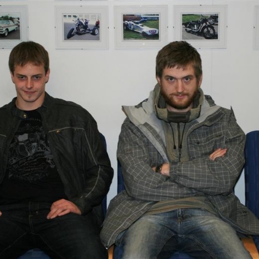 crop-11.12.10_018__large_