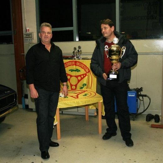 crop-11.12.10_075__large_