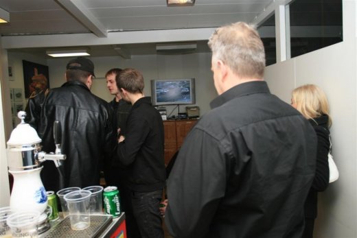 11.12.10_124__large_