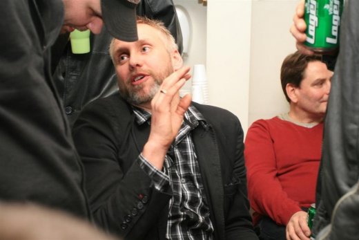 11.12.10_128__large_