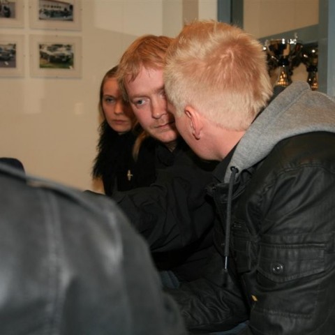 crop-11.12.10_021__large_