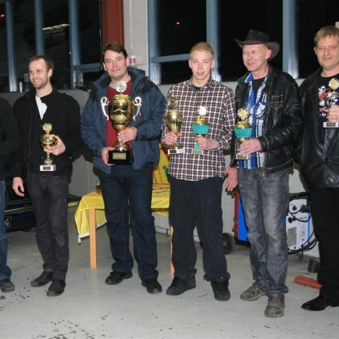 crop-11.12.10_082__large_