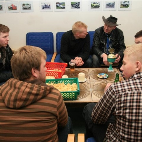 crop-11.12.10_092__large_