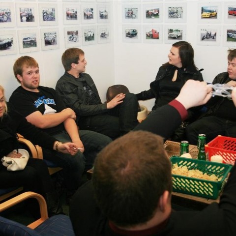 crop-11.12.10_140__large_