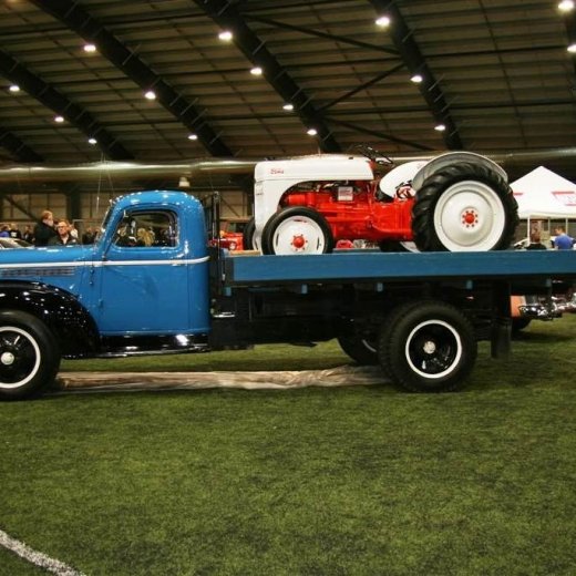 crop-2011_b_ladagar_100__large_