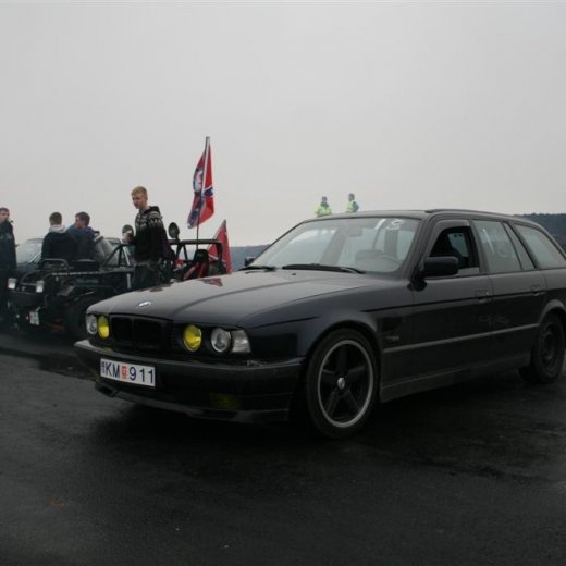 crop-2011_ba_2244__large_