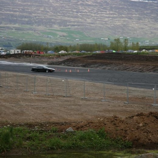 crop-2011_b_ladagar_156__large_