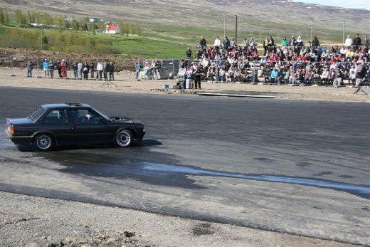 2011_b_ladagar_202__large_