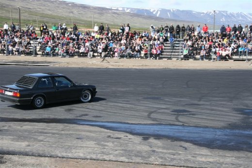 2011_b_ladagar_203__large_