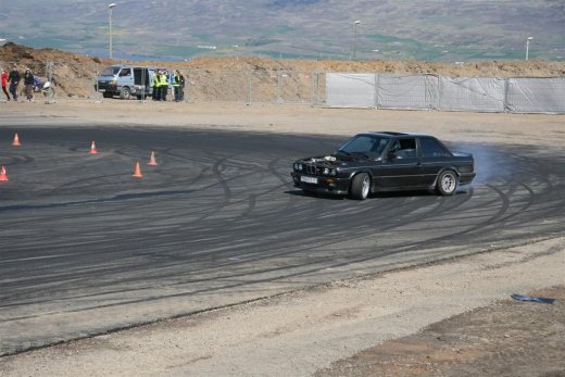 2011_b_ladagar_214__large_