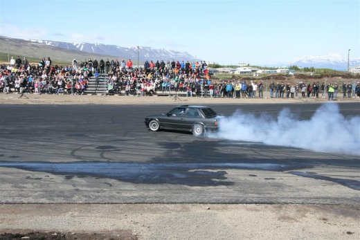 2011_b_ladagar_222__large_