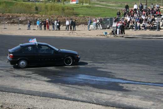 2011_b_ladagar_226__large_