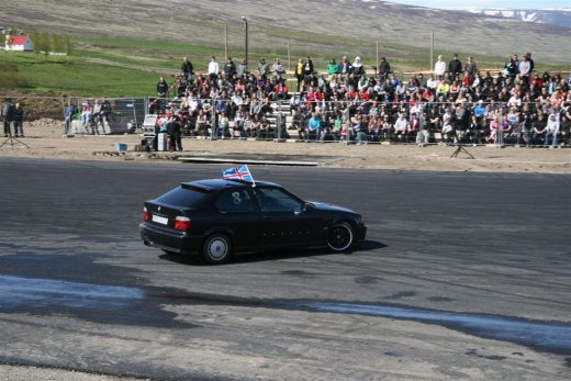 2011_b_ladagar_227__large_