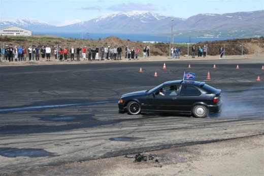 2011_b_ladagar_237__large_