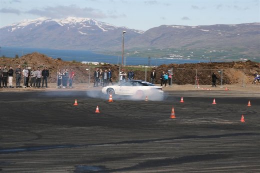 2011_b_ladagar_242__large_