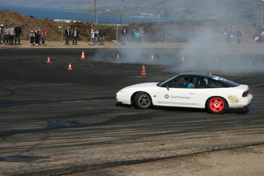 2011_b_ladagar_250__large_