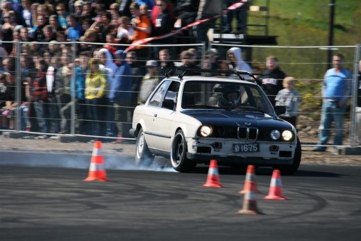 2011_ba_3198__large_