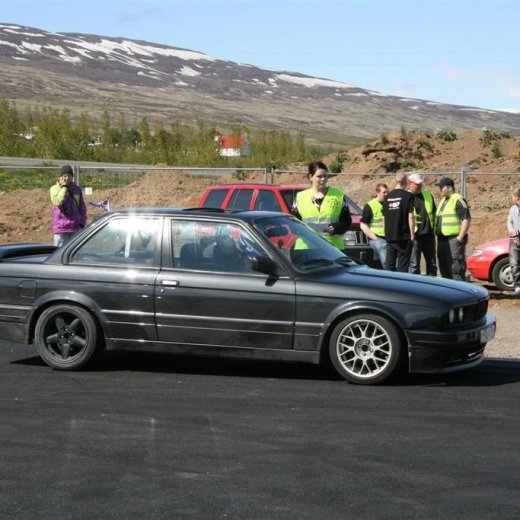 crop-2011_b_ladagar_174__large_