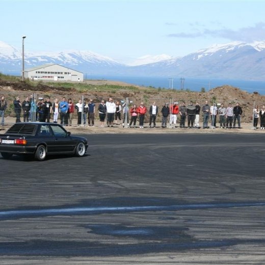 crop-2011_b_ladagar_207__large_