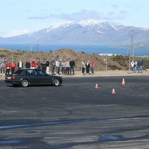 crop-2011_b_ladagar_209__large_