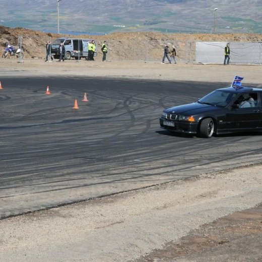 crop-2011_b_ladagar_233__large_