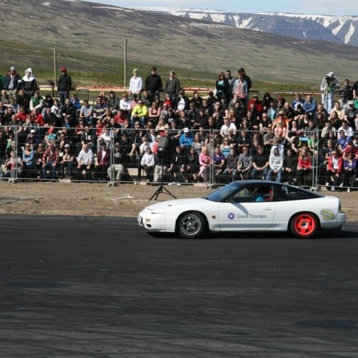 crop-2011_b_ladagar_254__large_